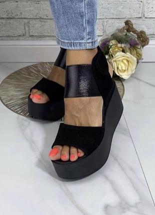 Взуття на танкетці, обувь на танкетке, босоножки, босоніжки, сандалі сандали