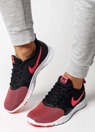 Кросівки nike wmns flex essential tr1 фото