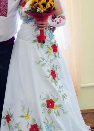 Свадебное платье в украинском стиле 50-52