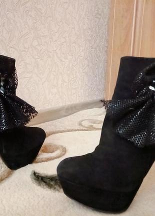 Супер шикарні ботільйони на шпильці для модних дам