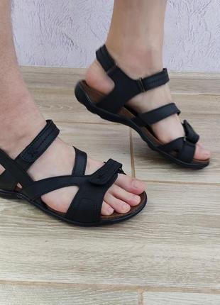 Чоловічі шкіряні сандалі. 8