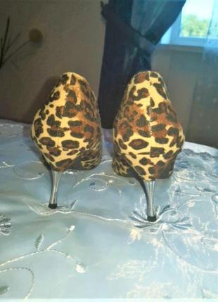 Леопардовые замшевые туфли, р.382 фото