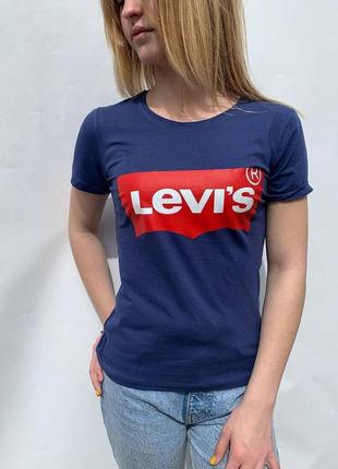 Розпродаж levis футболка