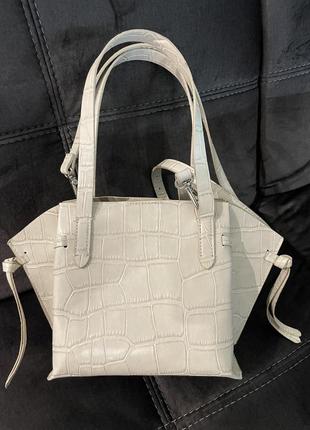 Сумка під рептилію zara