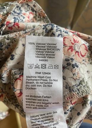 Платье цветочный принт рукава буфы 10