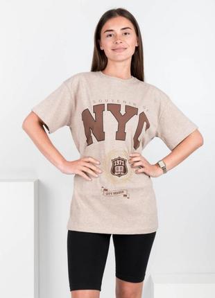 Стильна бежева футболка з малюнком і написом оверсайз великий розмір батал