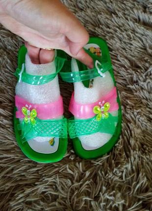 Босоножки р/р 33,