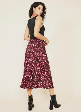 🛍брендова оригінальна спідниця-пліссе oasis , принт в сердечка