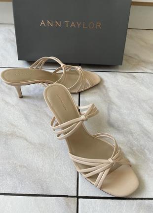 Новые кожаные босоножки фирмы ann taylor размер 38.5-393 фото