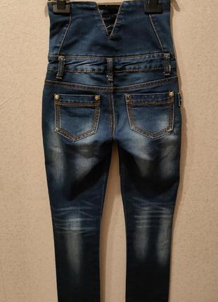 Стильні жіночі джинси з завищеною талією2 фото