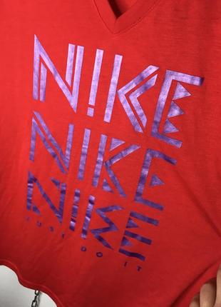Оригинальная очень крутая футболка nike big logo dri fit2 фото