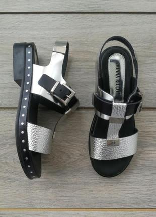 Сандалі/босоніжки шкіряні