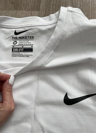 Новая !!! белая футболка найк nike!!!