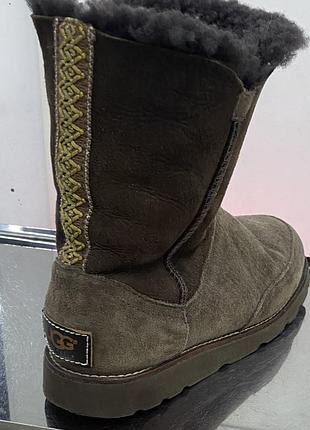 Чоботи, черевики, уггі, овчини ugg