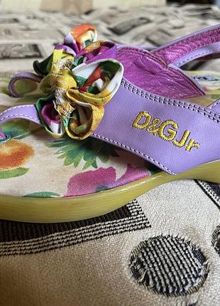 Босоніжки для дівчинки d&g 5