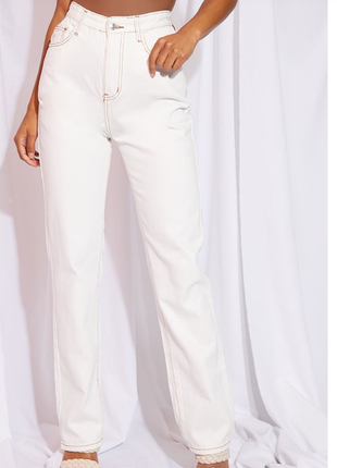 Джинси екрю молочні прямі прямого крою з розрізами / джинси з контрастними швами молочні з розрізами високій посадці