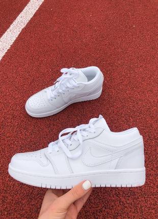 Nike air jordan 1 low white 2.0 женские кроссовки найк аир джордан