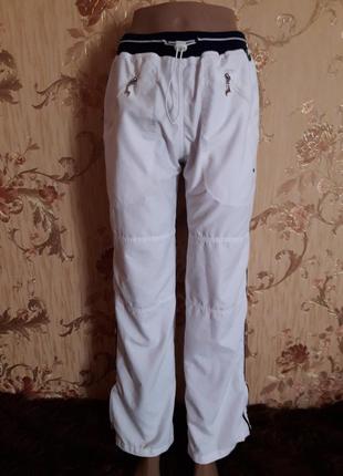 Білосніжні спортивні штани р-н м-л
