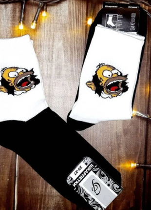 Модні високі шкарпетки з принтами сімпсони
