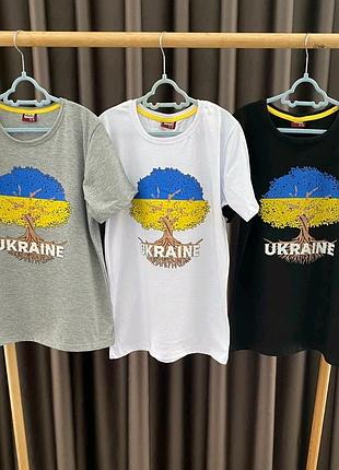 Дитячі патріотичні футболки.
