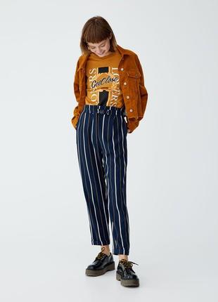 Pull&bear стильні штани з кишенями в смужку