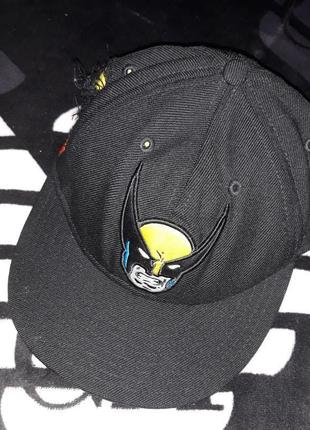 Крутой снепбек кепка бейсболка с прямым козырьком для рэперов wolverine x-men1 фото