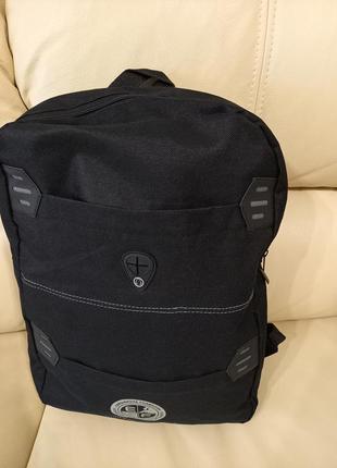 Супер оригинальный, удобный рюкзак. легкий, прочный, водоотталкивающий.1 фото