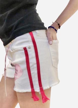 Білі шорти blue desire