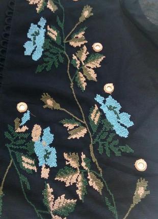 Чорна блузка короткий рукав з вишивкою та стеклярусом 12/14 river island5 фото