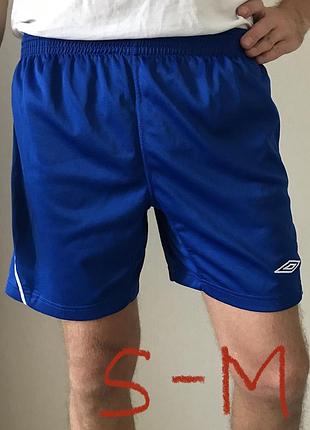 Спортивные шорты