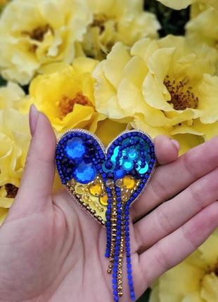 Брошка патріотична серце україна