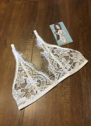 Бра з мережива ручної роботи