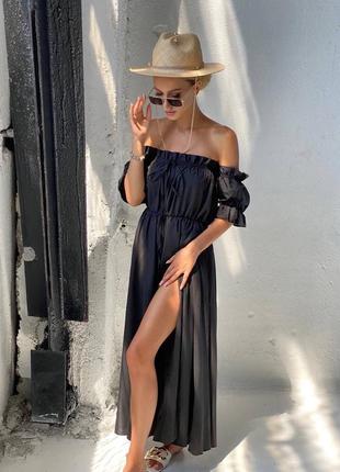 Эффектное женское платье с разрезом разные цвета