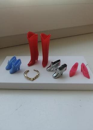 Обувь для барби. комплект.