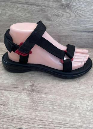 Летние женские босоножки