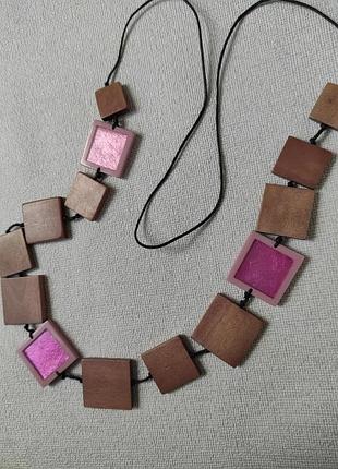 Намисто з дерева