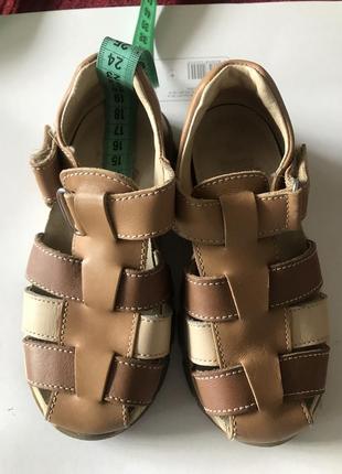 Дитячі сандалі 2