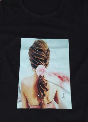 Чорна базова футболка з принтом туреччина