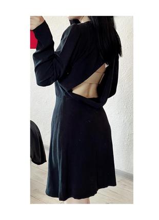 Актуальне плаття міні, з відкритою спинкою, базове, стильне, модне, трендове2 фото