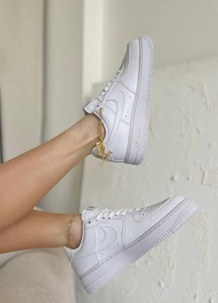 Nike air force 1 lucky charms новинка трендові білі класичні кросівки найк форс з ланцюжком белые кроссовки з цепочкой бренд9 фото