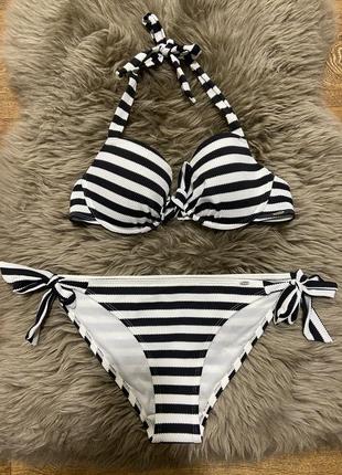 Шикарный раздельный купальник skinny