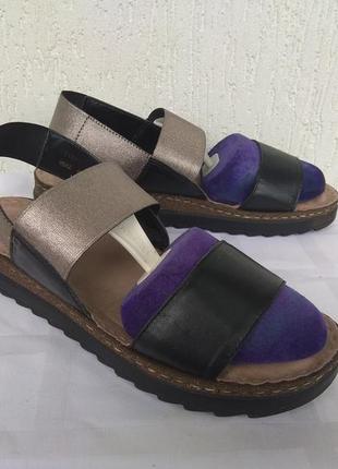 Босоніжки шкіряно текстильние marks & spencer р. 39