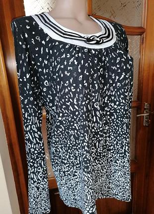 Блузка с длинным рукавом.2 фото