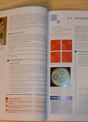 Human biology, книга англійською мовою9 фото