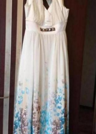 Продам красиве нарядне ефектне плаття,