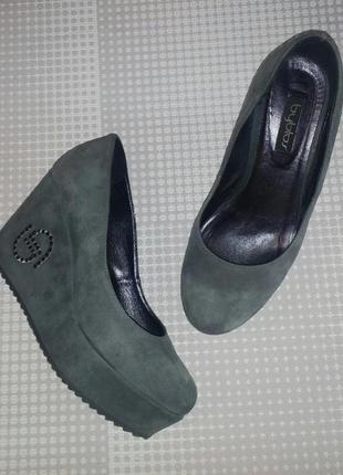 Туфлі byblos італія брендові оригінал