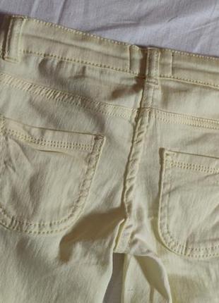 Дитячі однотонні яскраві джинси alive, розмір 128, світло жовтий9 фото