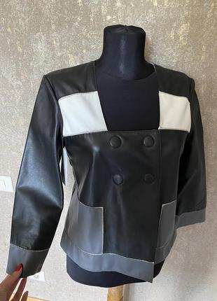 Шкіряна куртка люксового бренду