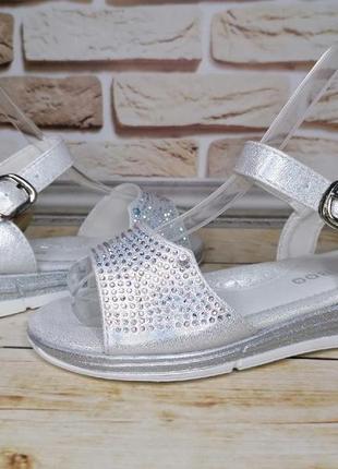 Летние босоножки для девочек 3