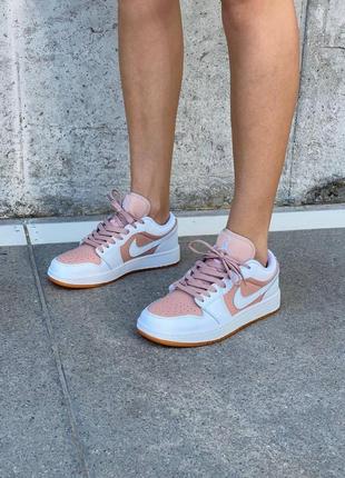 Nike air jordan 1 low tan white новинка трендові кросівки найк джордан низькі персикові білі женские персиковые белые низкие кроссовки1 фото